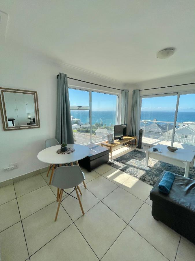 Sail Away Studios Simonʼs Town Extérieur photo
